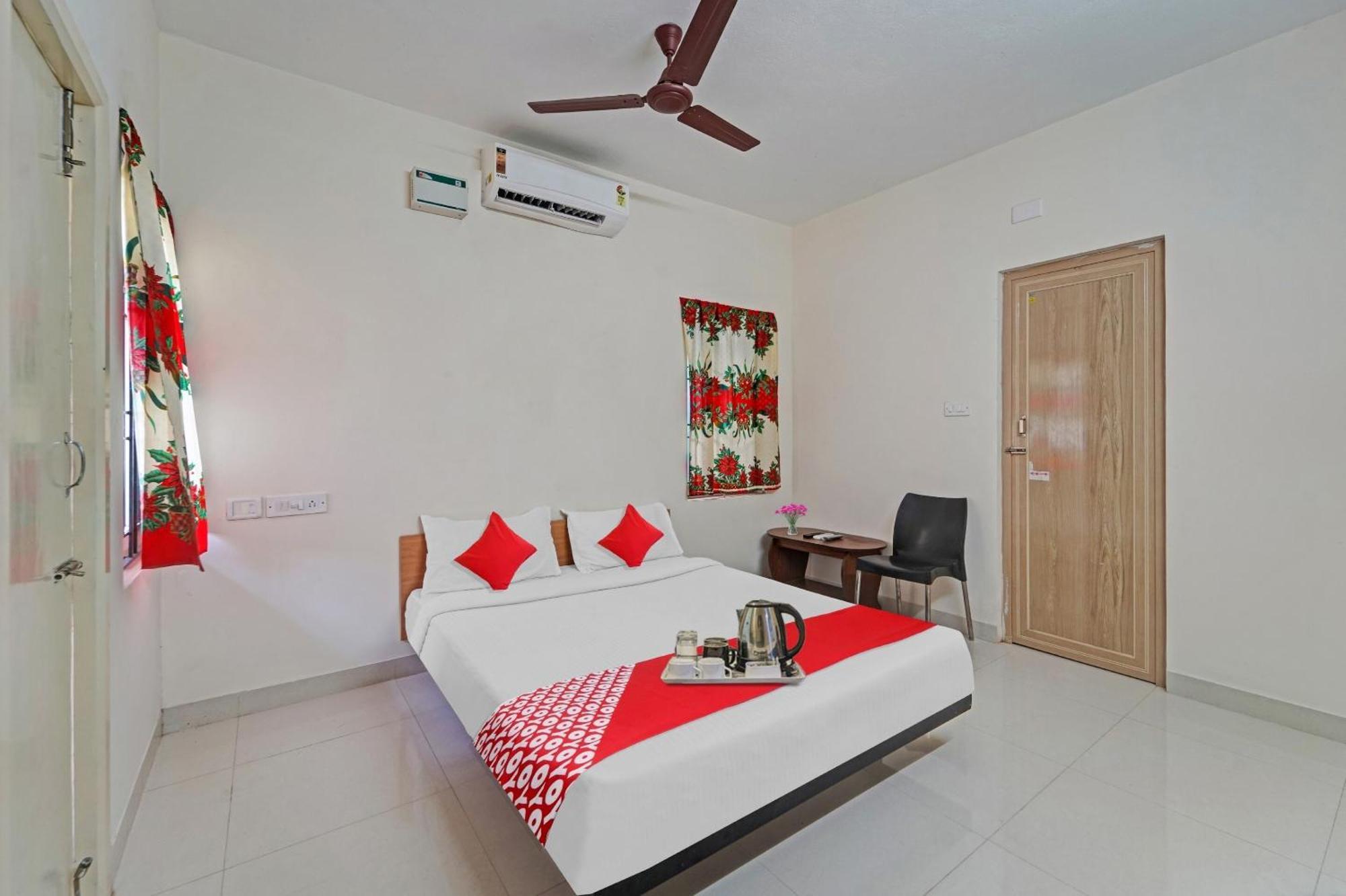 Hotel O J2 Service Apartment Guduvancheri Exterior photo